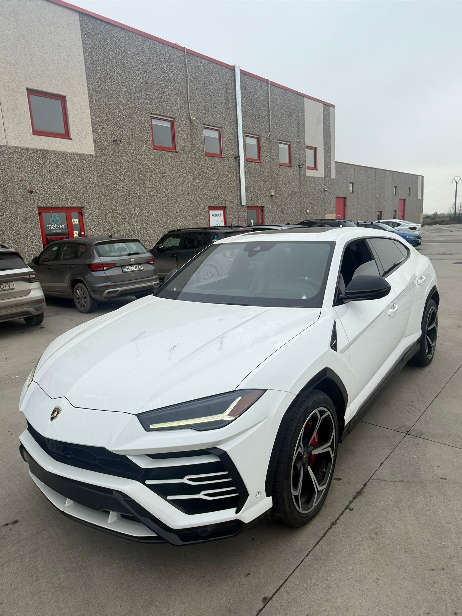 AUTOTURISM LAMBORGHINI URUS VL-0280