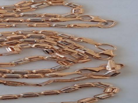 Grop 147 bijuterii din aur