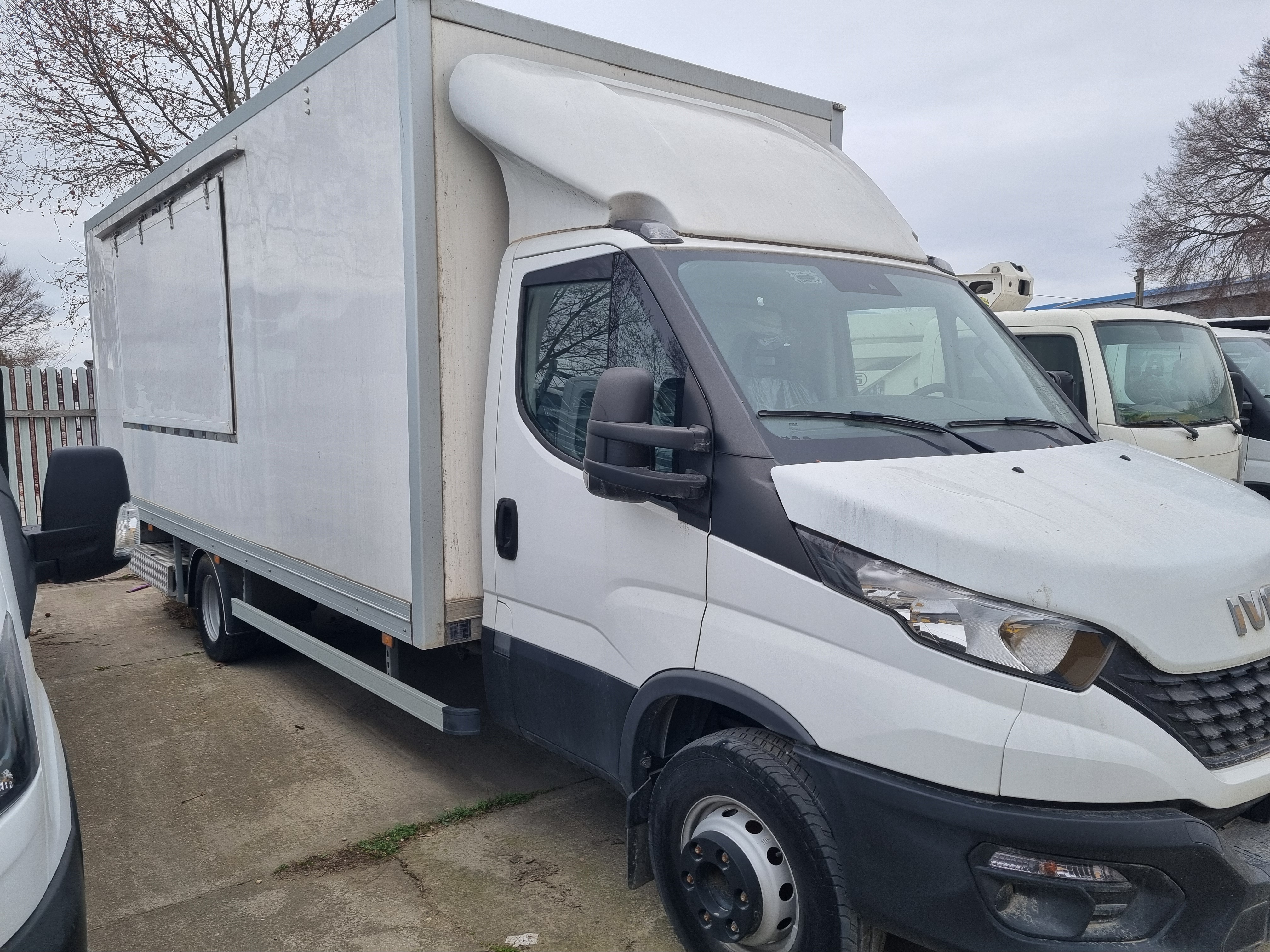 FURGON PT. ACTIVITATI FAST FOOD marca IVECO 70C16 IS70CI2BA ENO1081