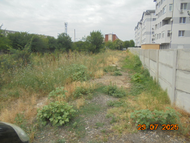 Teren construibil - intravilan in suprafata de 1012 MP