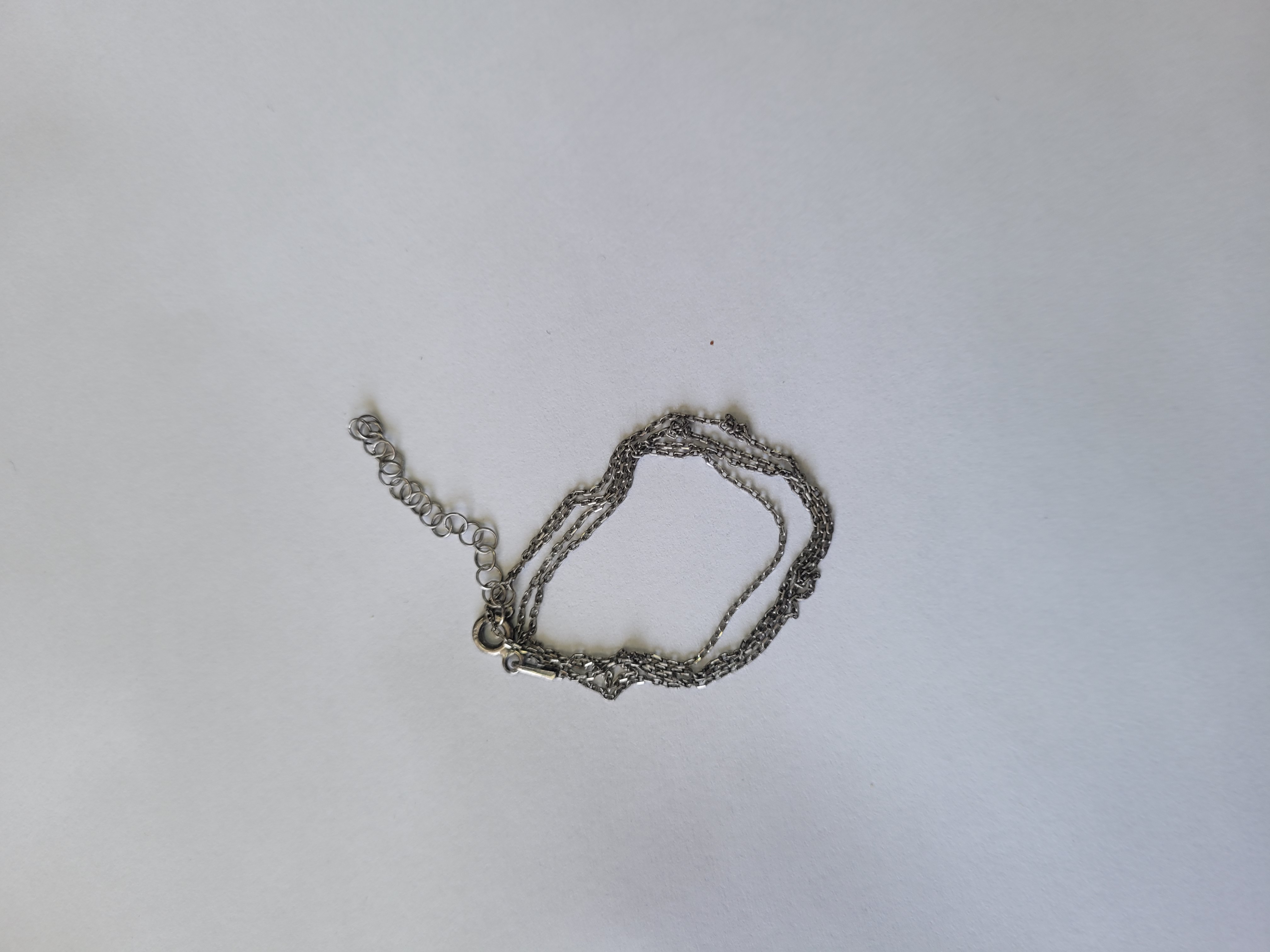 Bijuterii din argint de 925‰, - pret cuprins între   
23 lei/g - 25 lei/g - cantitate 287,09 g
Bijuterii din aur de 585‰, 750‰, 900‰, 916‰ - pret 
cuprins între 430 lei/g - 700 lei/g, cantitate 101,33 g