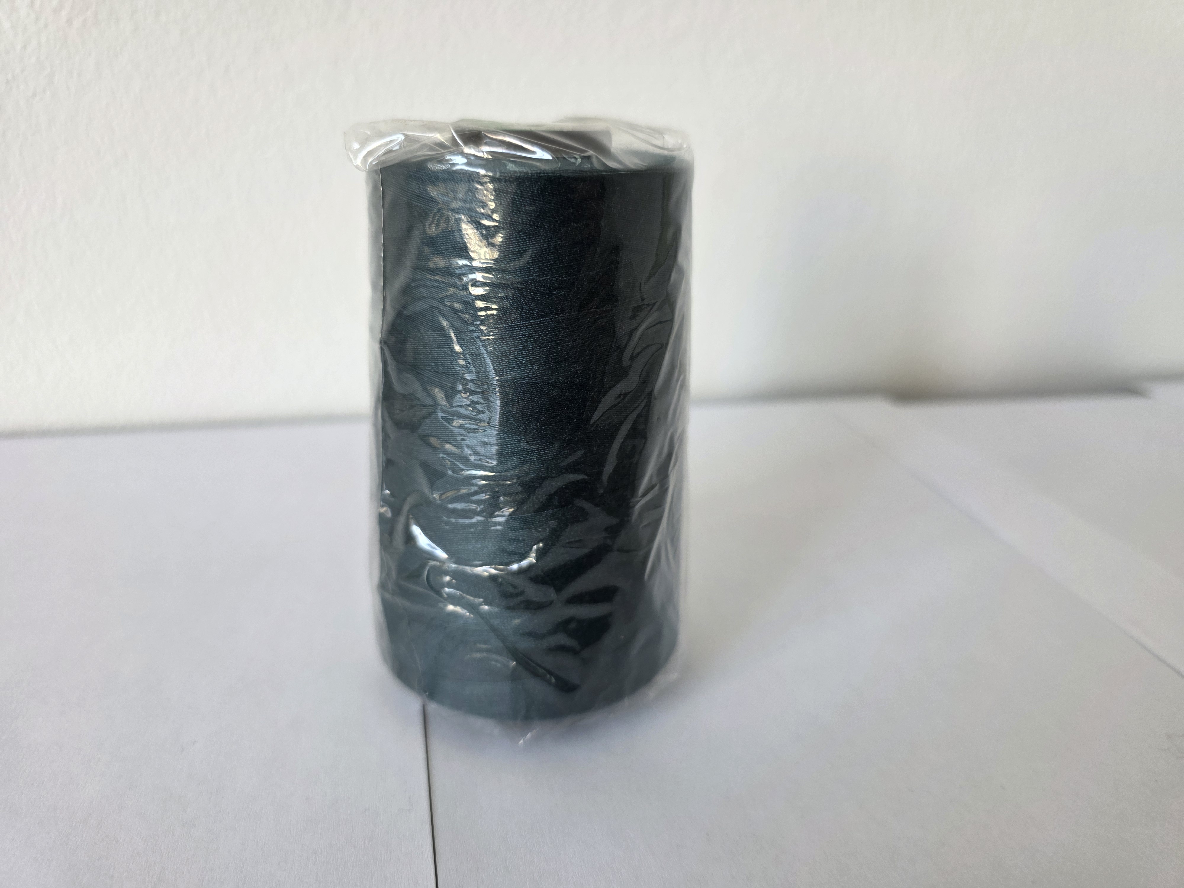 Bobine ata diferite culori