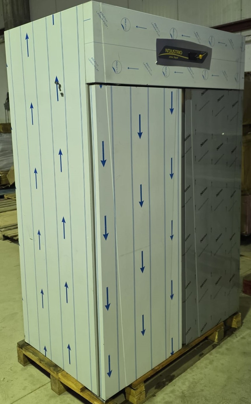 FRIGIDER 2 USI - CAPACITATE 1400L