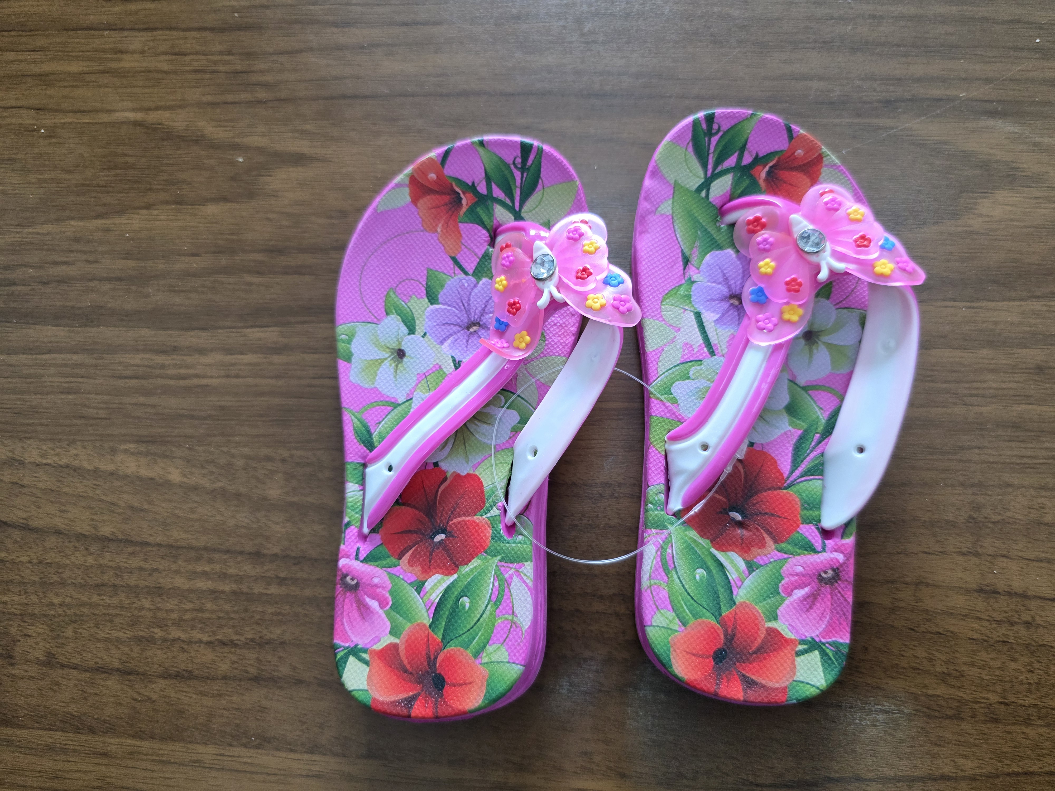 Papuci copii diferite culori si marimi