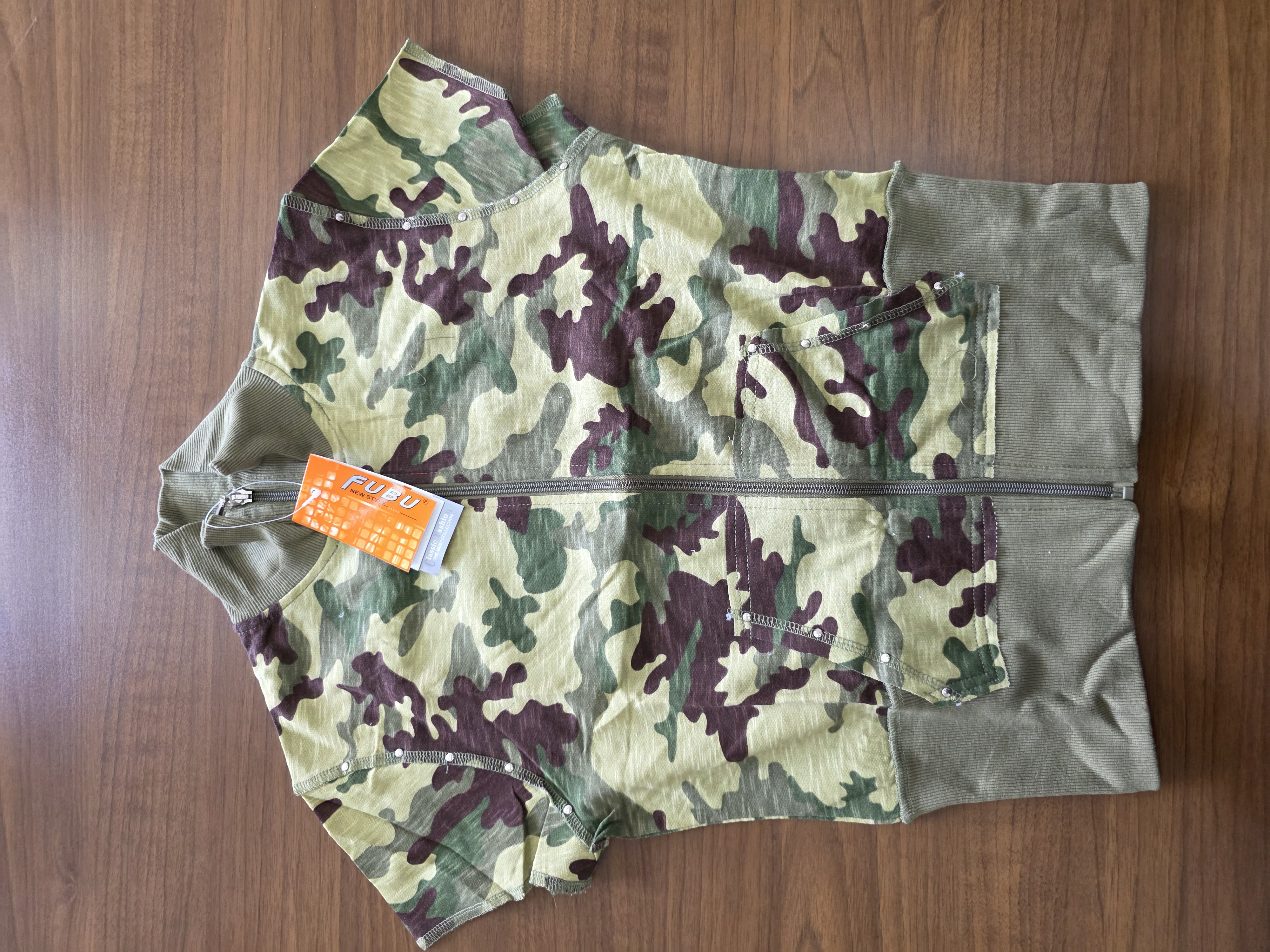 BLUZE TRENING FARA MANECA CALITATE INFERIOARA