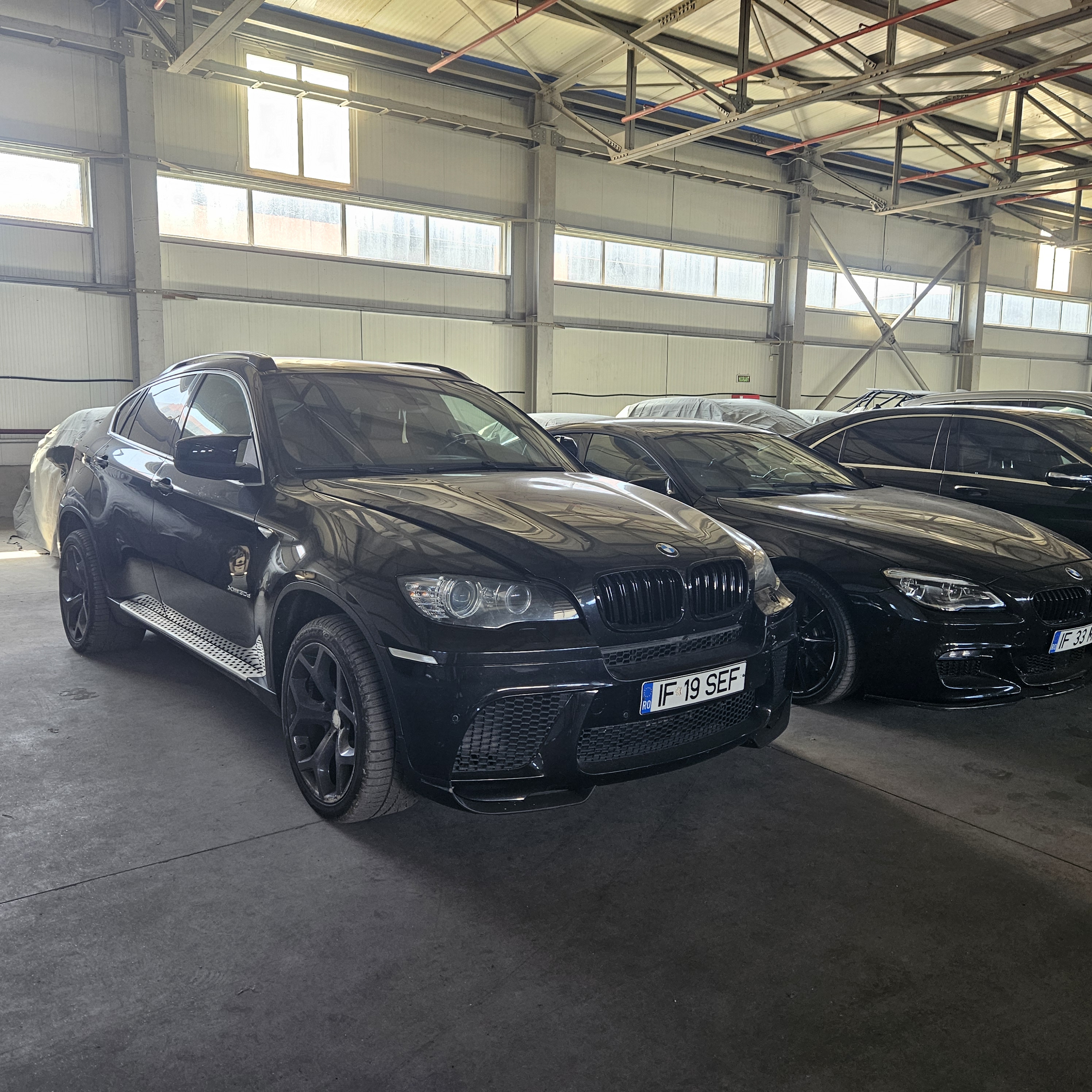 Autoturism marca BMW X6