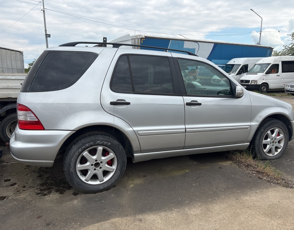 MERCEDS BENZ ML 270