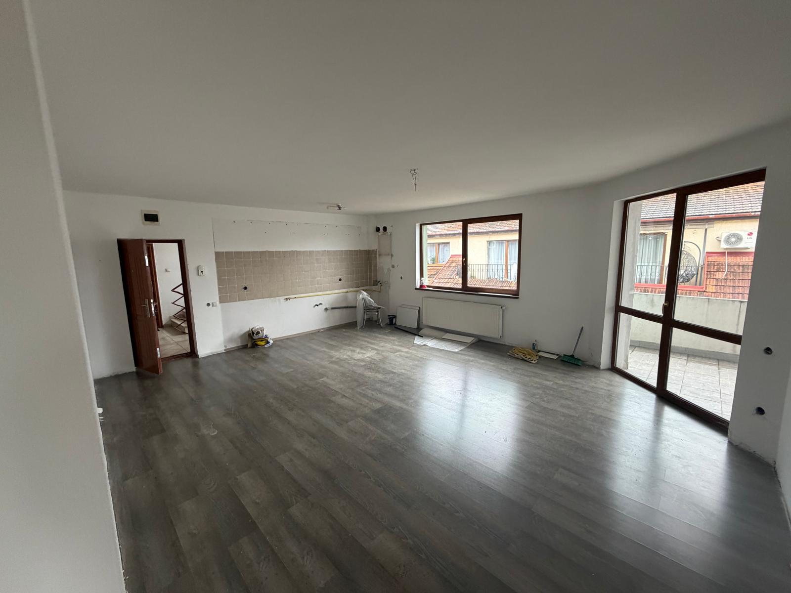 Thumbnail - Video interior Ap 12