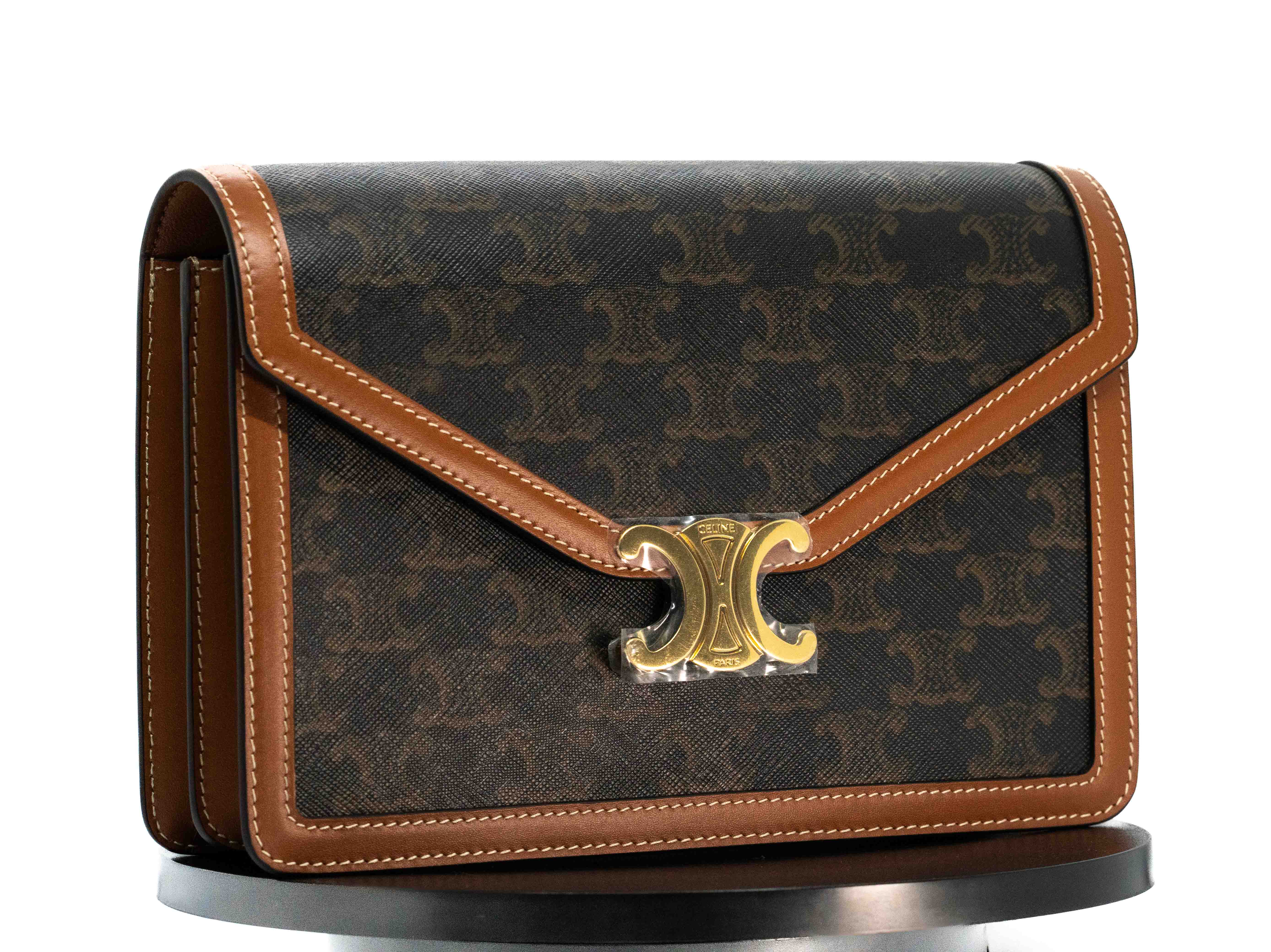 GEANTA DAMA, MARCA  CELINE, MODEL ENVELOPPE TRIOMPHE TAN