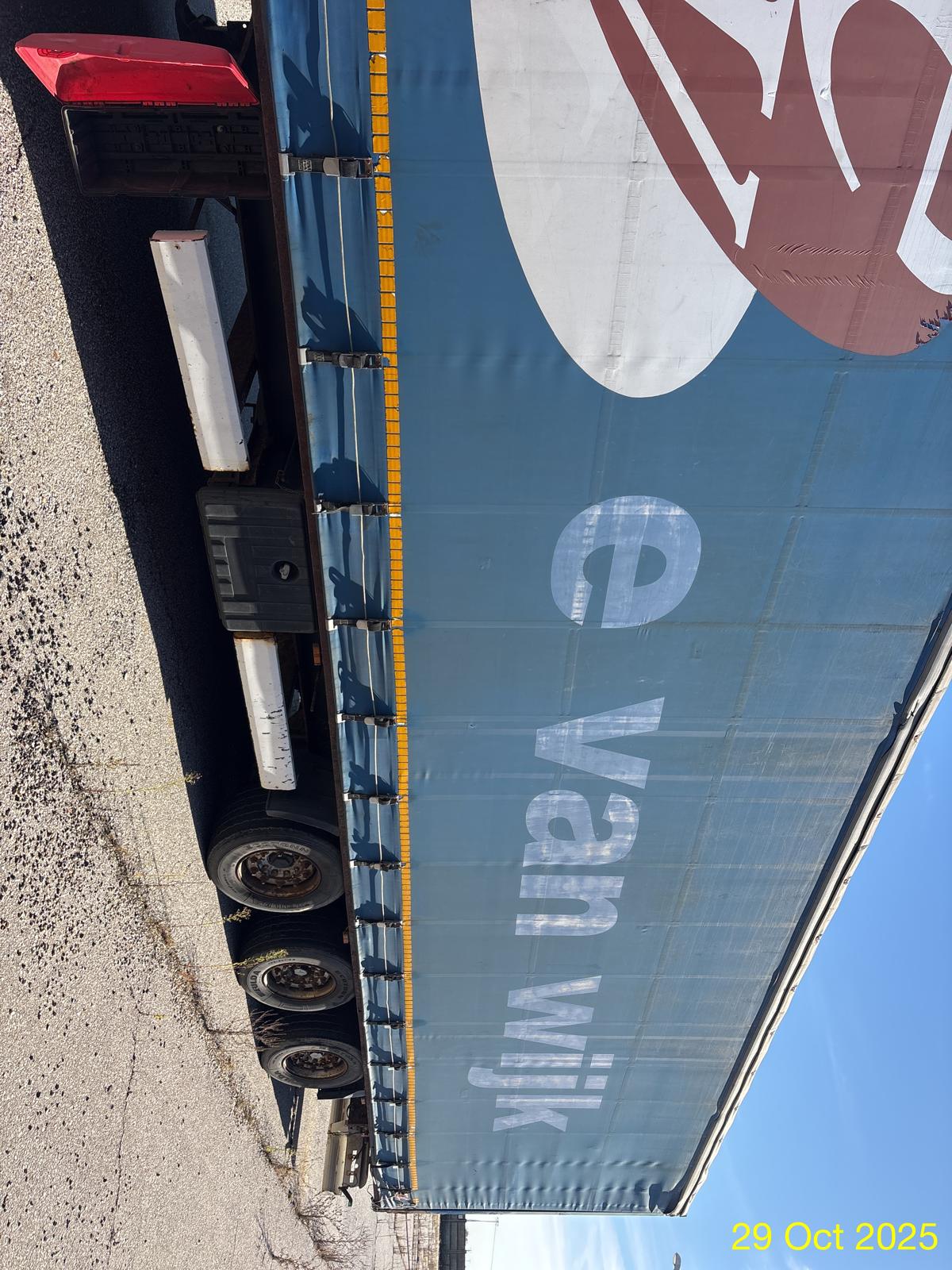 Semiremorca marca Krone