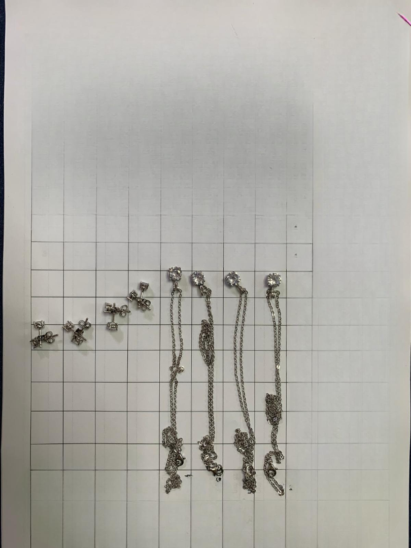 Grop 209 - bijuterii din argint - lantisoare si cercei