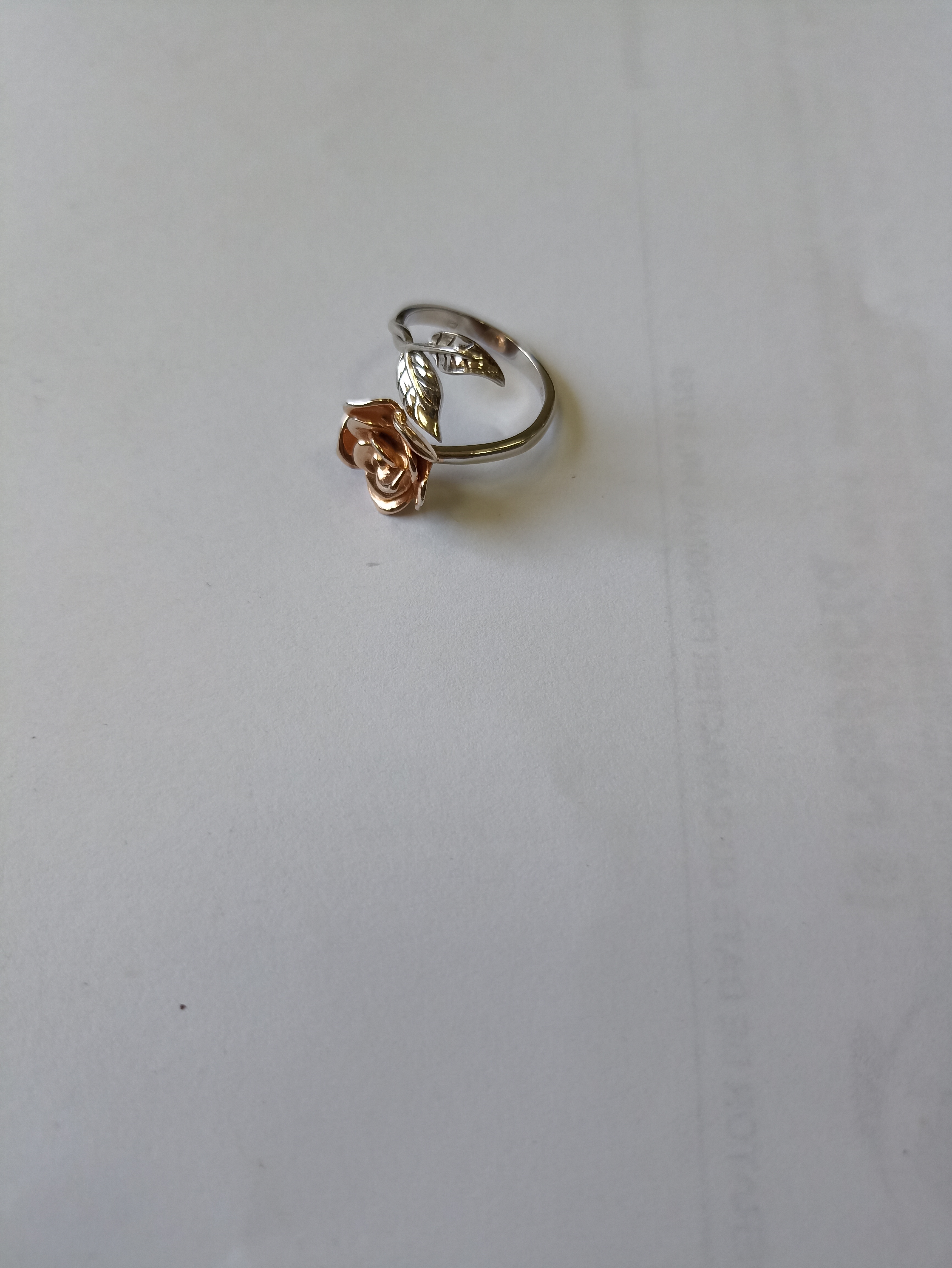 GROP NR. 1626 COMPUS DIN OBIECTE DIN METALE PRETIOASE DIN AUR SI ARGINT DIFERITE TITLURI 