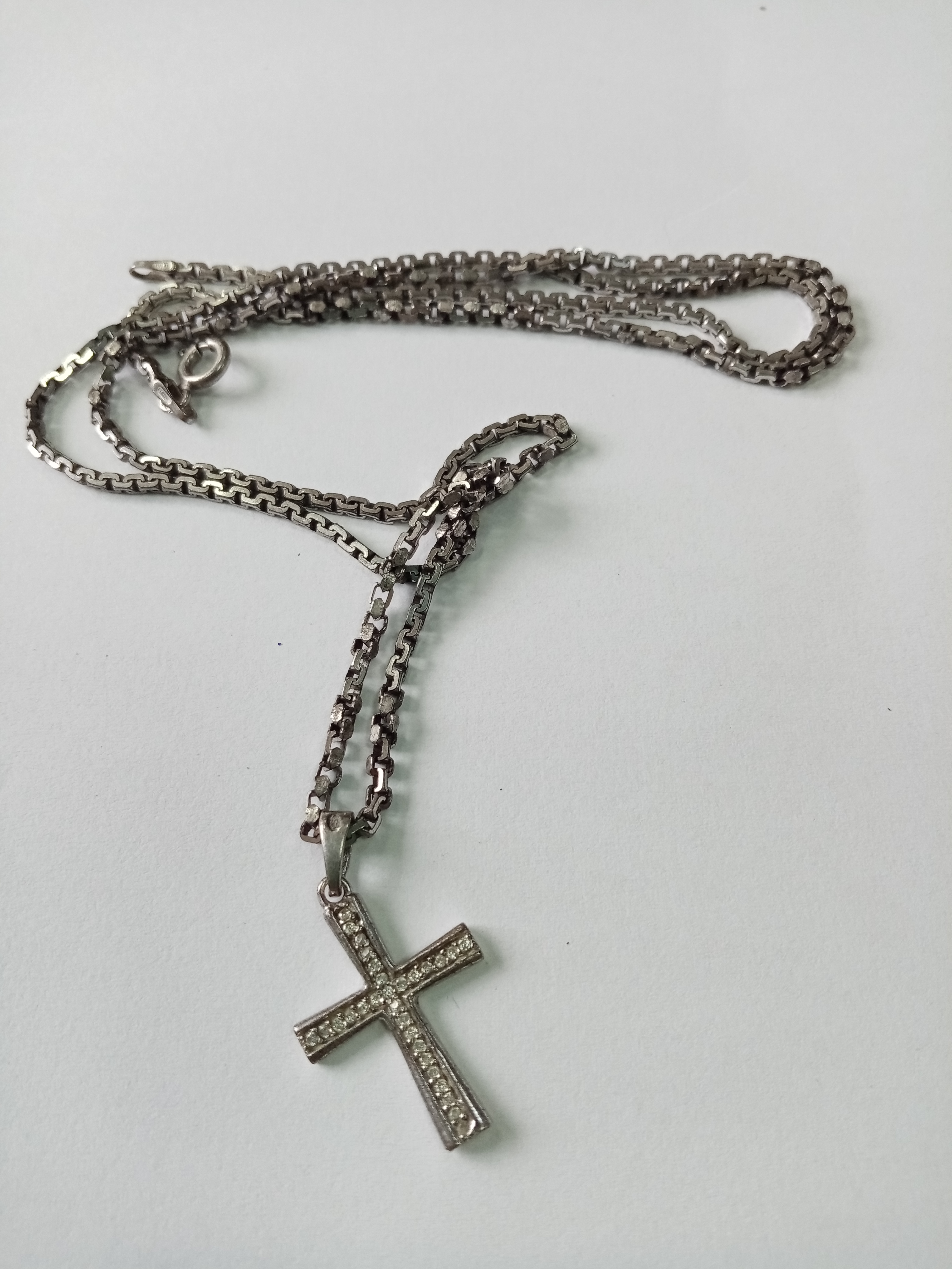 GROP NR. 1685 COMPUS DIN OBIECTE DIN METALE PRETIOASE DIN AUR SI ARGINT DIFERITE TITLURI