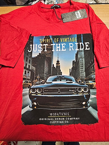 Tricou diferite modele și mărimi