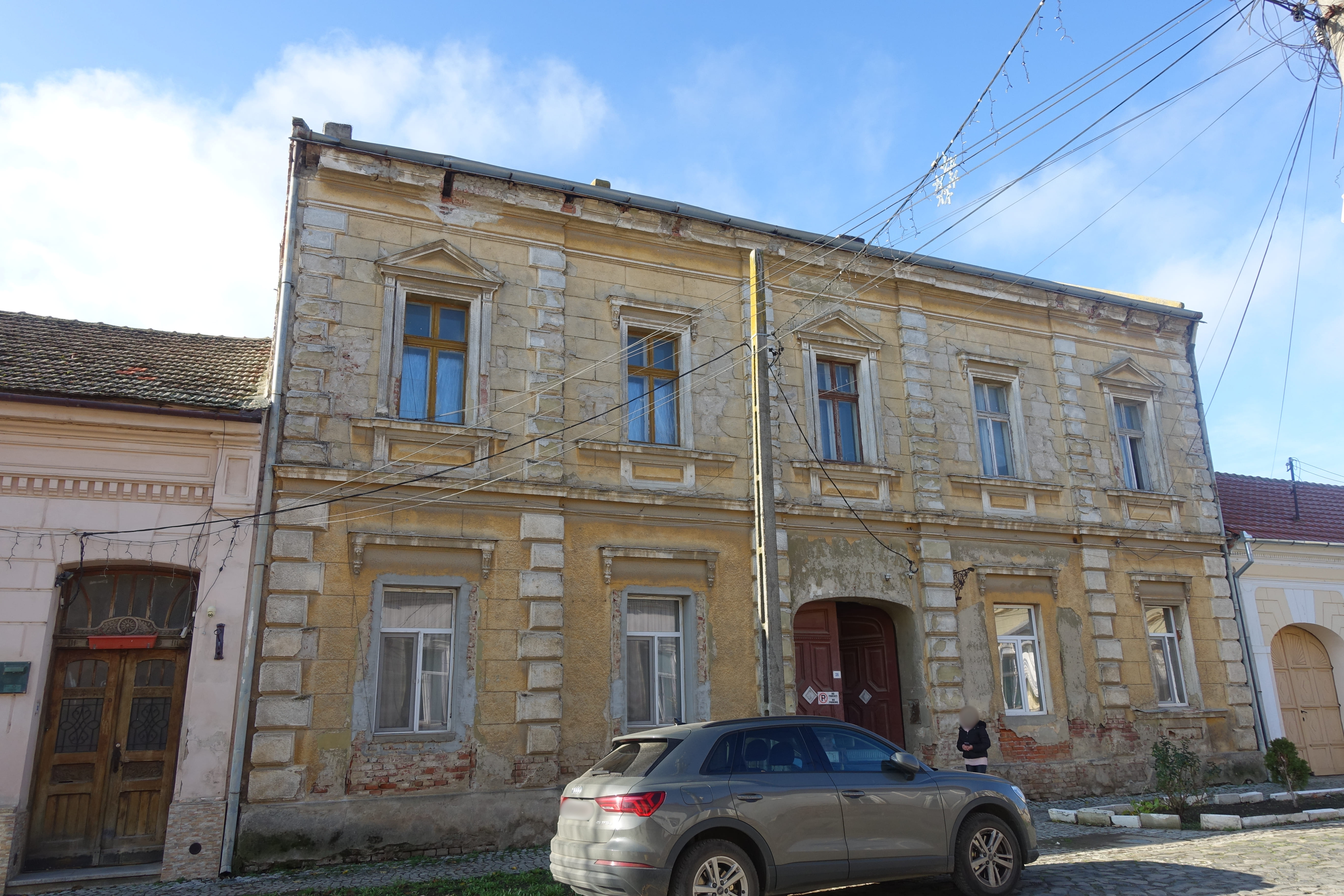 poză imobil faţadă (apartament situat in partea dreapta sus)