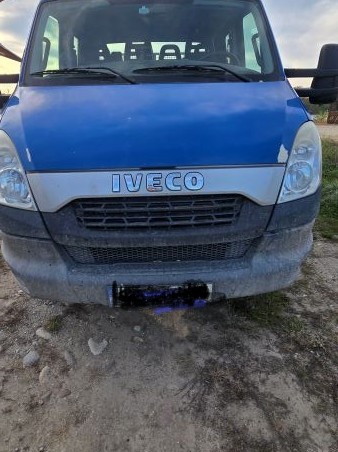 AUTOUTILITARA N2 marca IVECO model 70C21 IS70CI2BA culoare Albastru