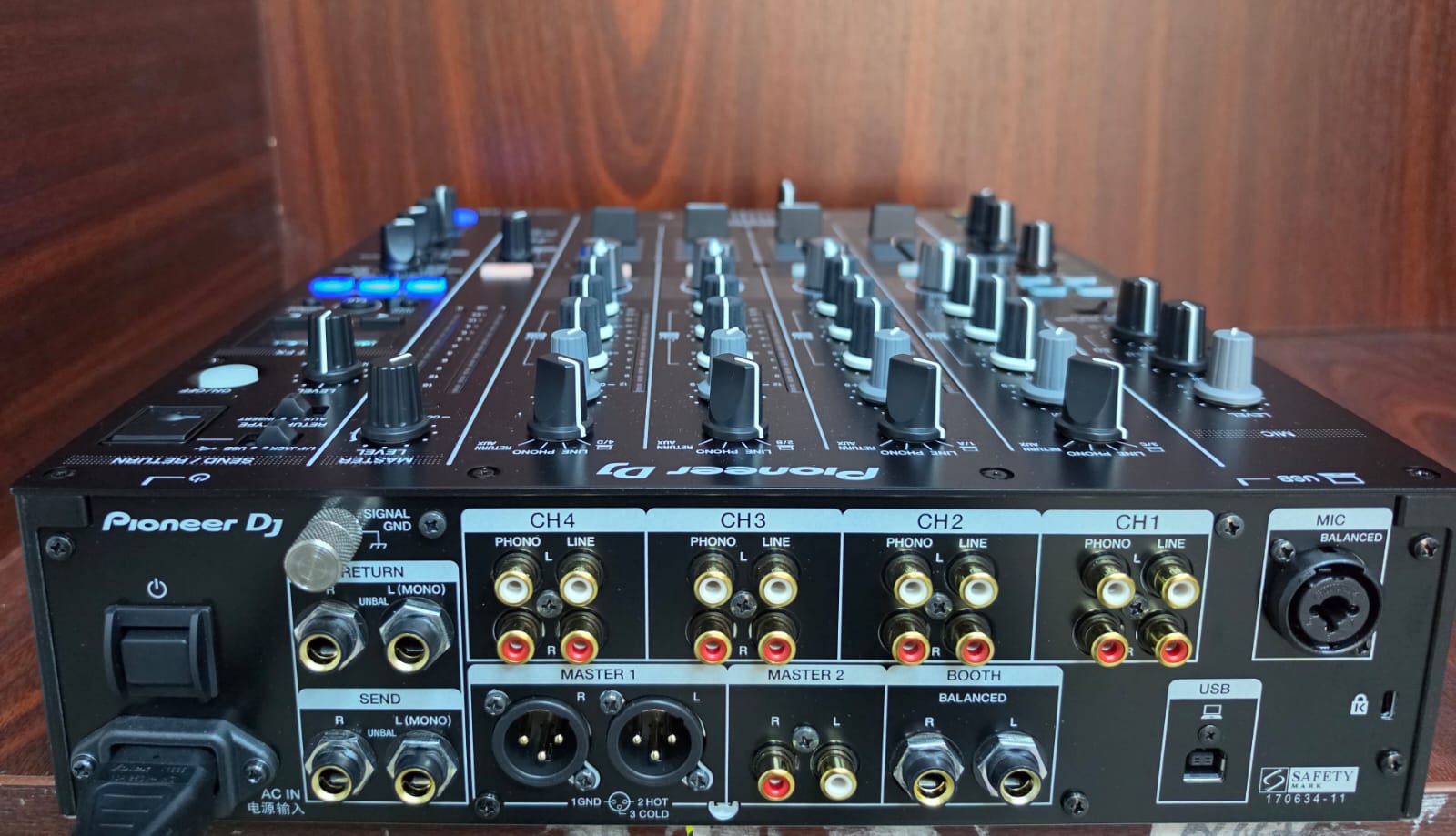 Mixer Pioneer DJ - DJM 750MK2