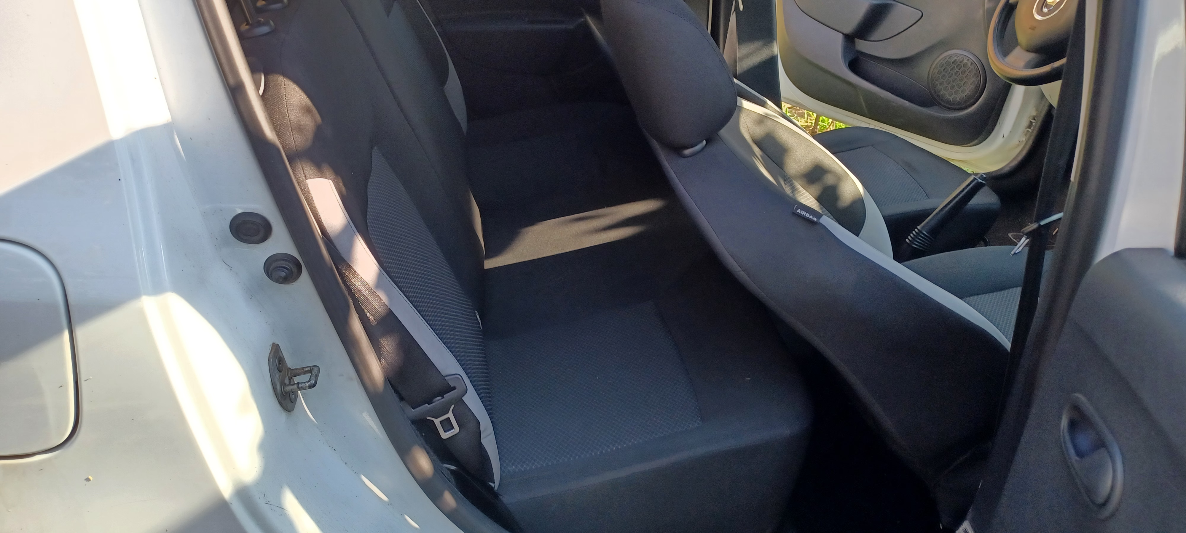 Autoturism marca DACIA SANDERO