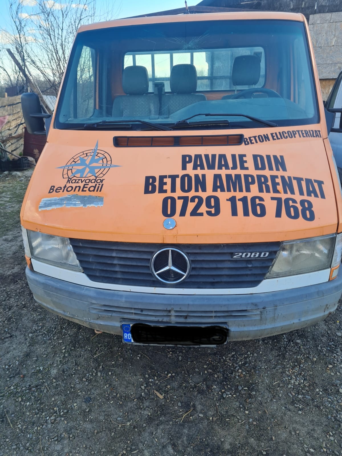  MERCEDES BENZ SPRINTER 208D