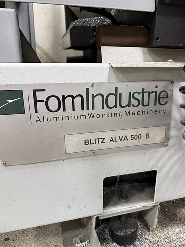 UTILAJ PENTRU DEBITAT BLITZ ALVA