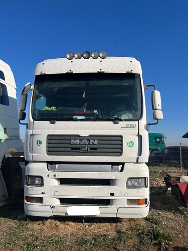 marca MAN model TGA 18.390 4X2LLS-U
