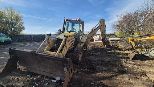 Buldoexcavator KOMATSU