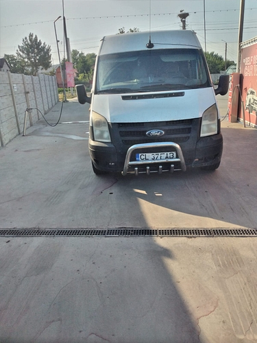 DUBA FURGON marca FORD model TRANSITC3ESA