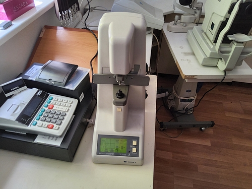 LENSMETRU-TOMEY TL 100SN