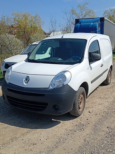 Autoturism marca RENAULT KANGO