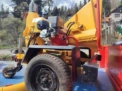 Poza 2 tocator crengi