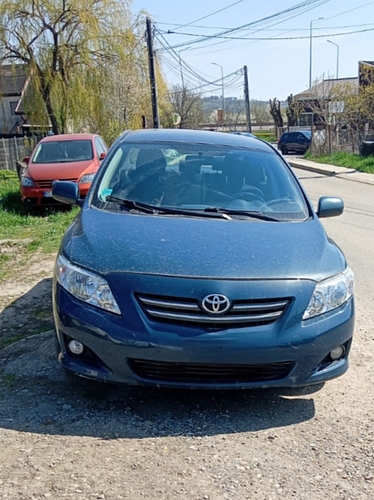 Autoturism marca TOYOTA model COROLLA