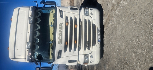 Autoutilitara N3 - autotractor SCANIA R440