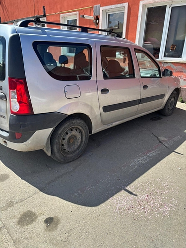 POZA 4