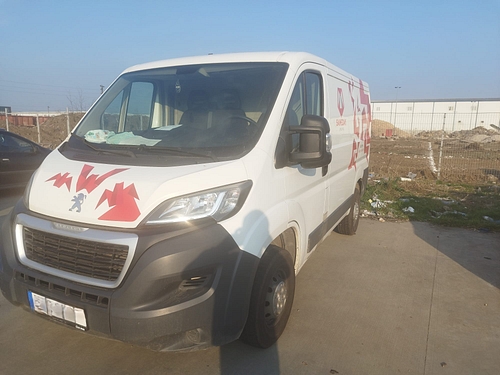 marca PEUGEOT BOXER Y GY A1MFA culoare Alb