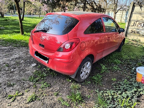 07_opel_corsa_spate_lateral