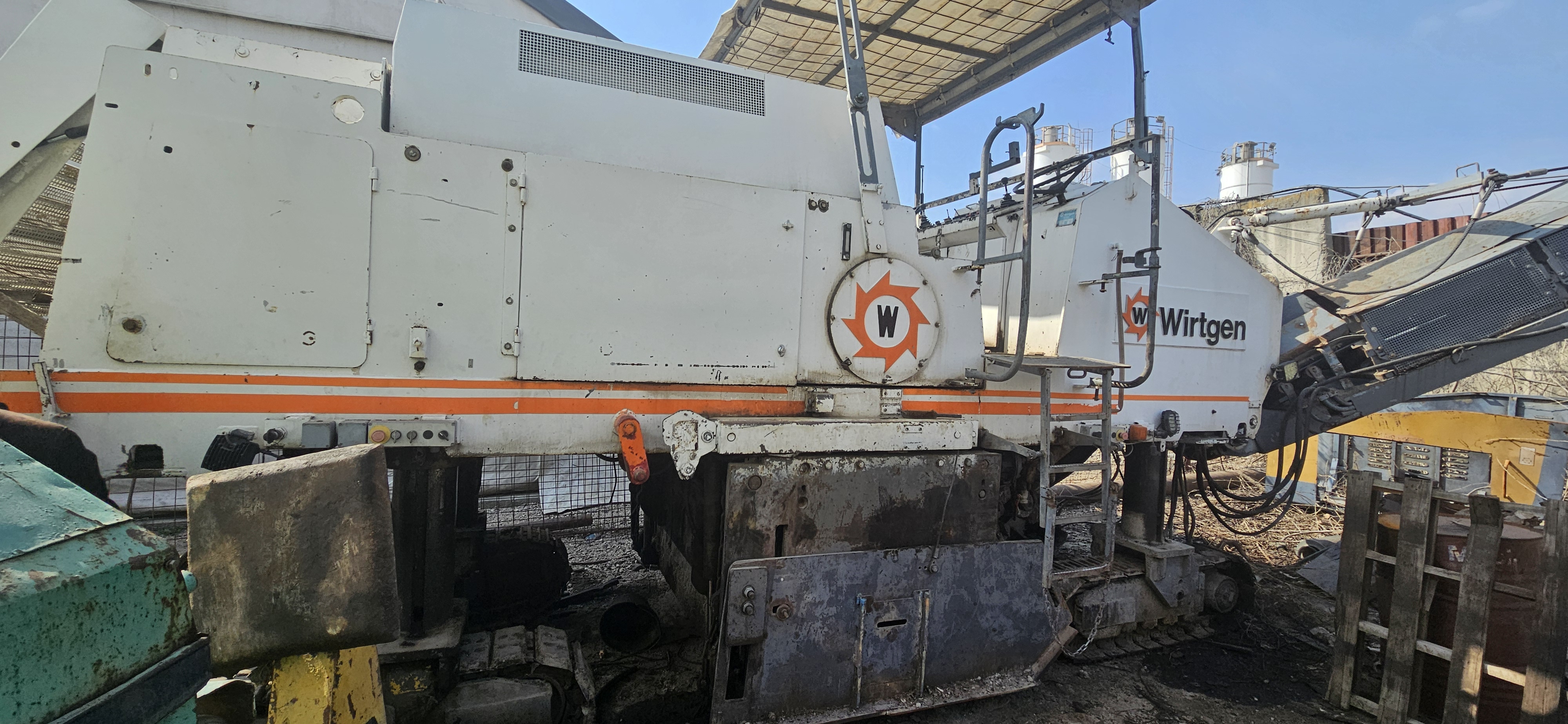 model WIRTGEN 2000DC culoare Alb