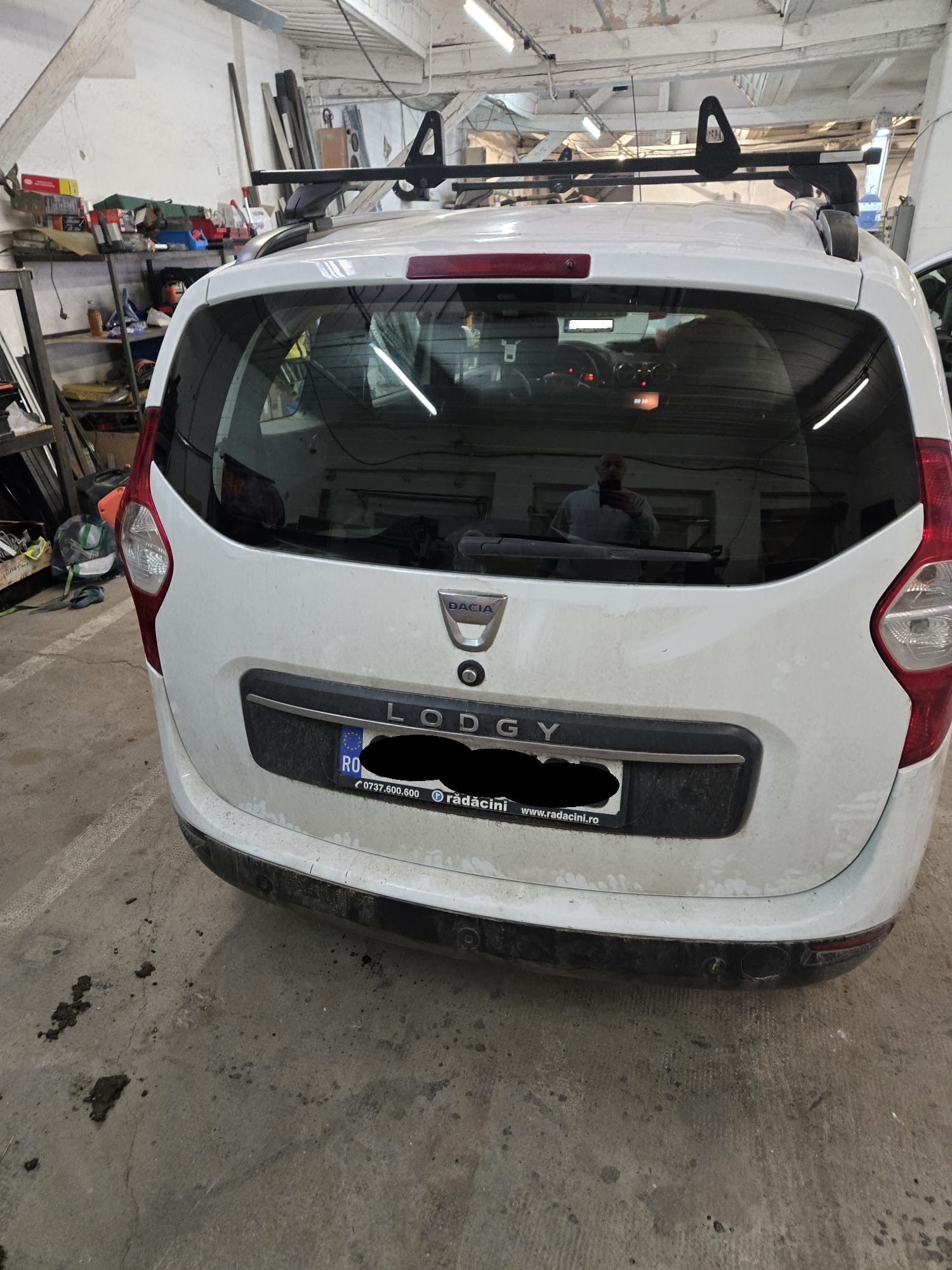 Autoturism marca DACIA model LODGY culoare alb