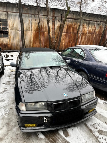 Autoturism marca BMW model 318 L Cabrio M1 culoare Negru