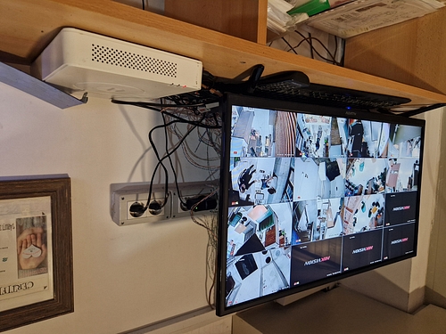 Sistem de supraveghere video 6 camere NIKVISION