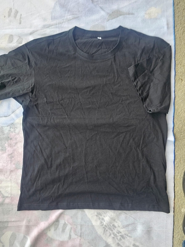 Tricou