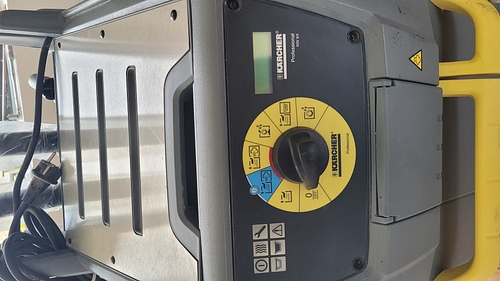 Aspirator cu abur KARCHER
