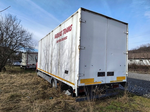 mercedes_atego_spate_lateral