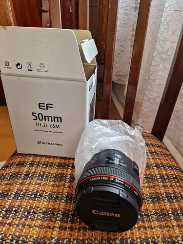 Obiectiv camera foto marca CANON  DSLR EF 50 mm