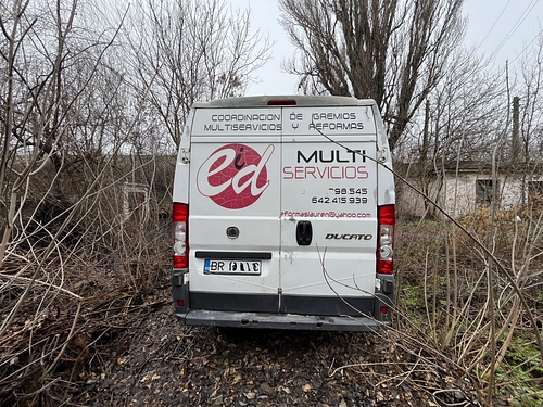 Autoutilitara FIAT DUCATO exterior spate
