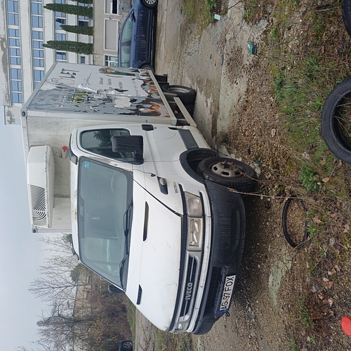N1 marca IVECO model DAILY