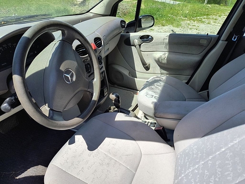 mercedes_benz_interior