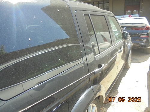 Autoturism marca LAND ROVER DISCOVERY 4 LA E 701 culoare NEGRU