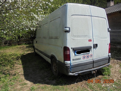 autoutilitara_renault_master_spate_lateral