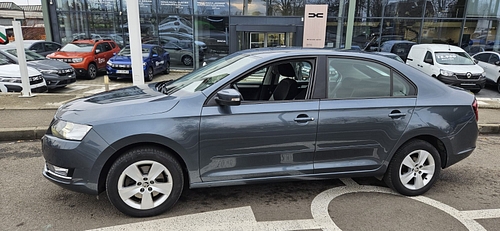 Autoturism Skoda Rapid
