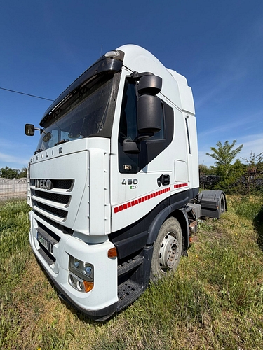 IVECO FATĂ LATERAL